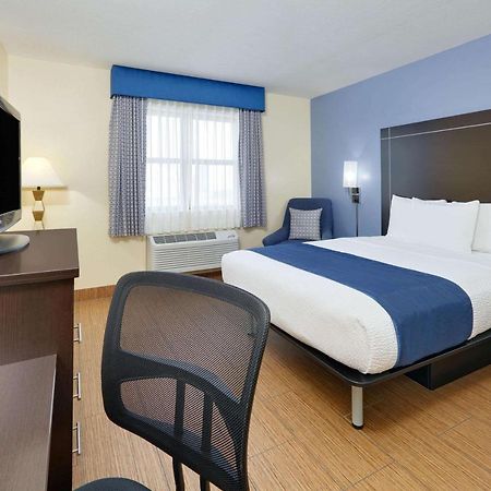 Days Inn By Wyndham North Little Rock Eksteriør bilde
